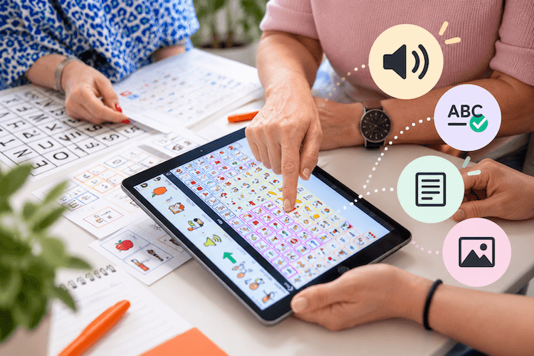 Lezen ondersteunen met digitale hulpmiddelen, pictogrammen en spellingondersteuning op een tablet.